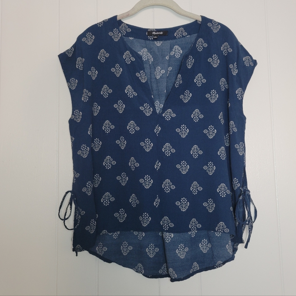 Madewell Skylight Side-Tie Top In Floral Retro Navy Pattern - Picture 3 of 11